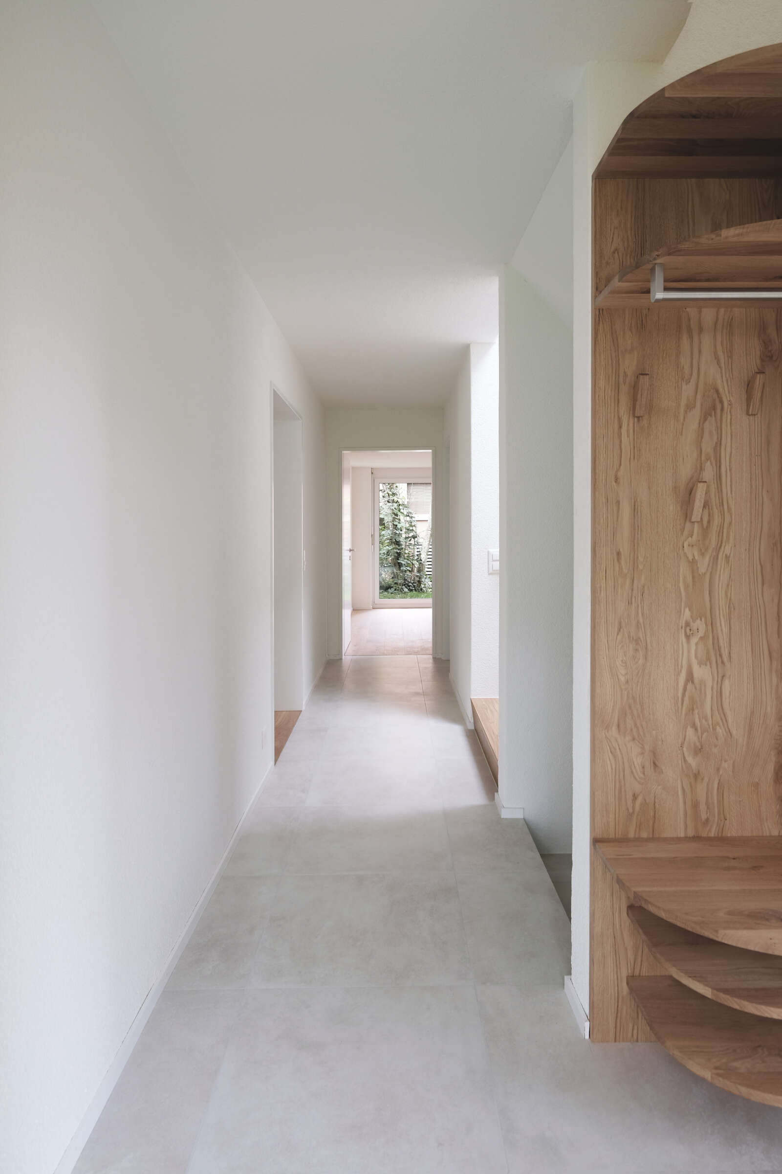 Orlando Architektur Umbau Einfamilienhaus Im Felix Rickenbach Sulz 3 Eingang Detail Holz